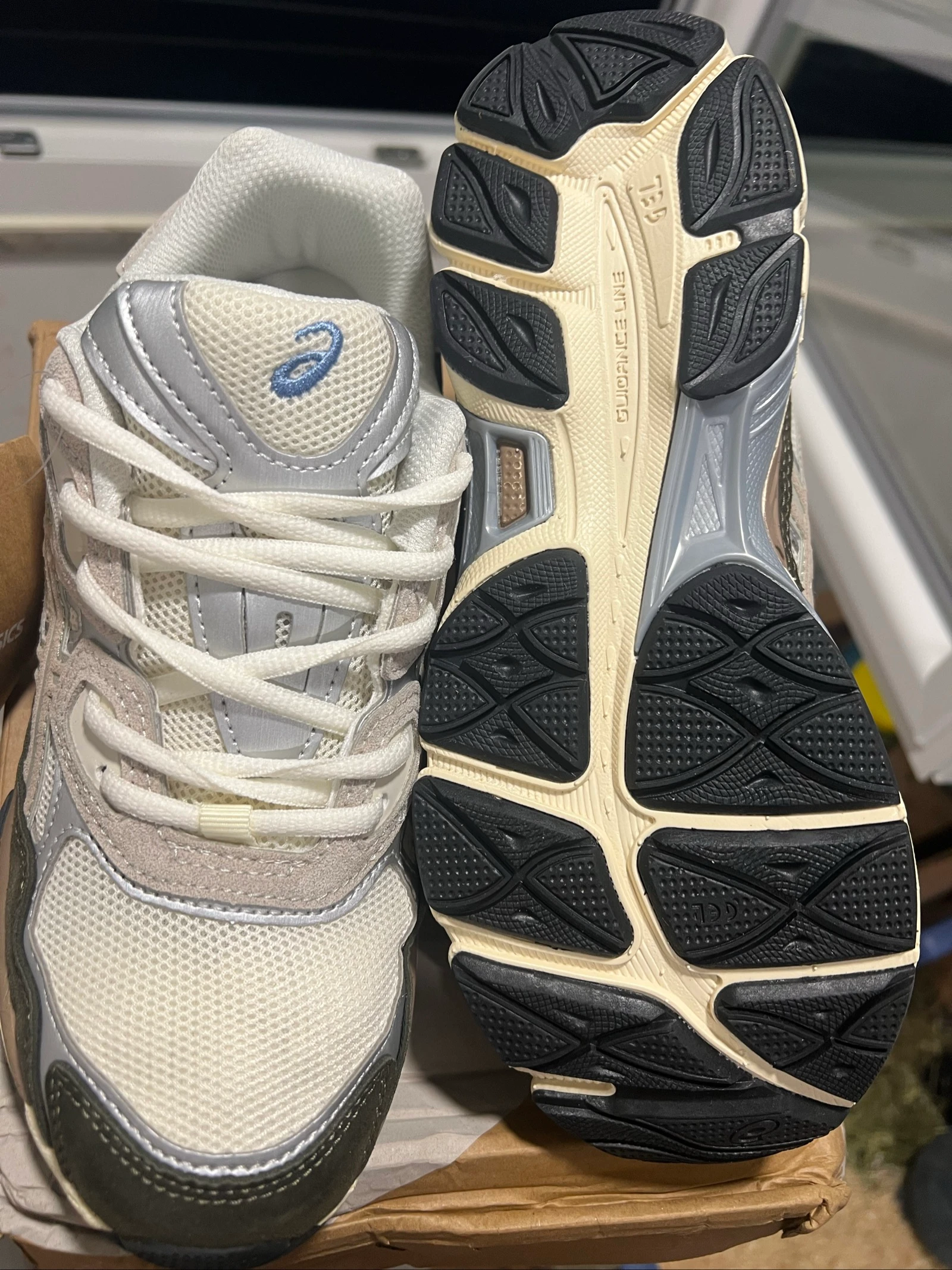 ASICS Gel NYC Neuve dans sa boîte taille 43,5 – photo 4